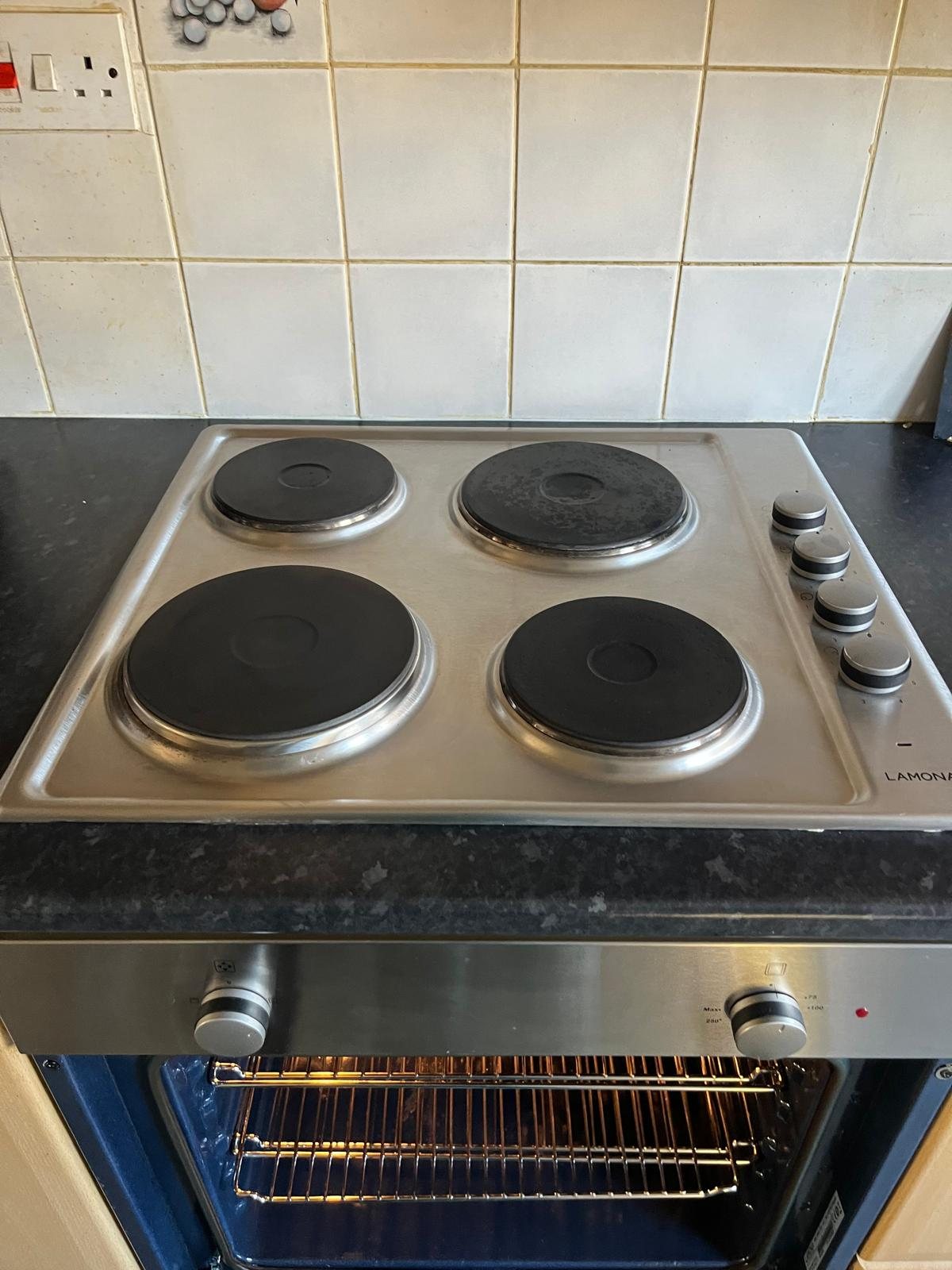 Hob Cleaning before cleaning