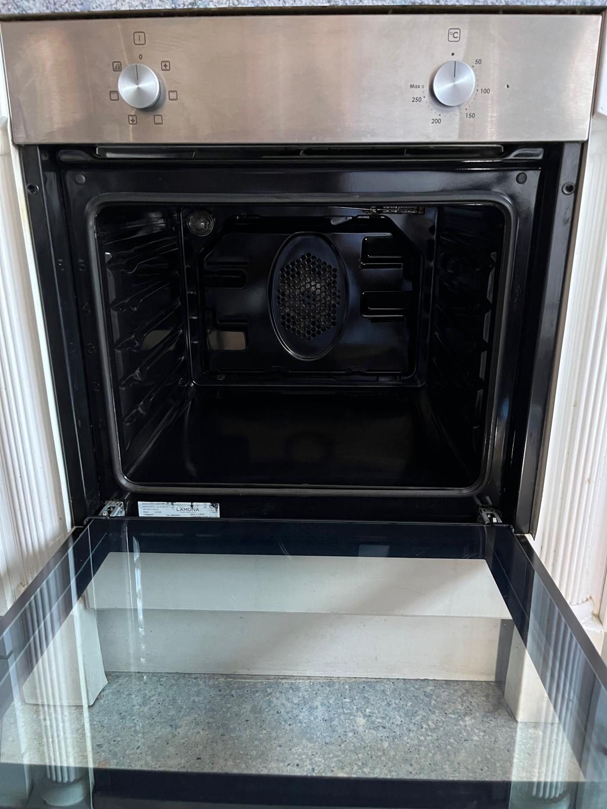 Single Oven before cleaning